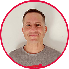 Ein Porträt eines der Thaiboxtrainer im Tensho Gym 